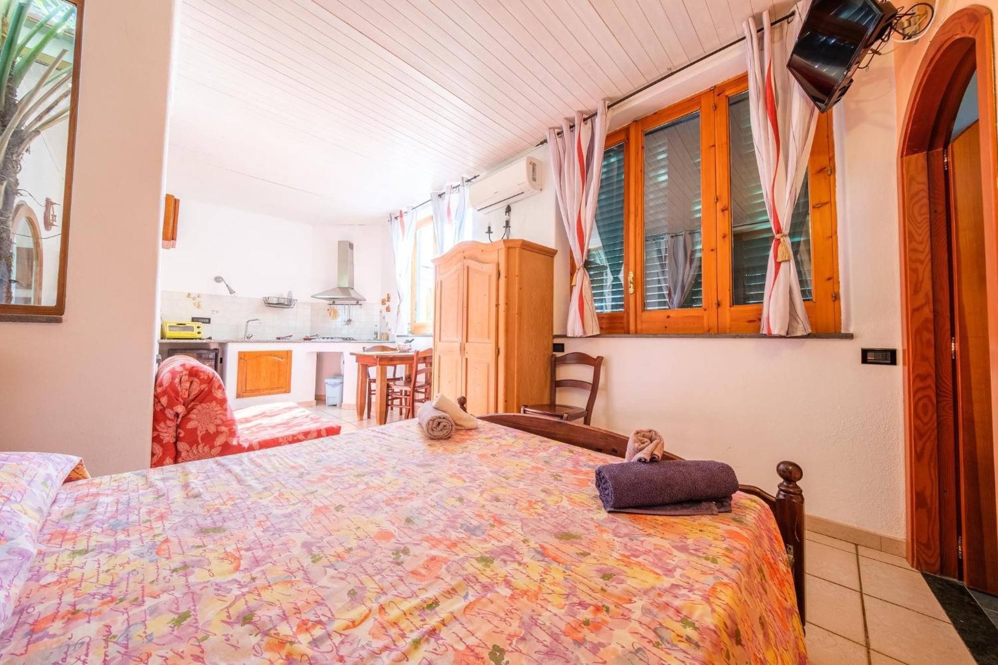 סטרומבולי B&B Il Giardino Segreto מראה חיצוני תמונה